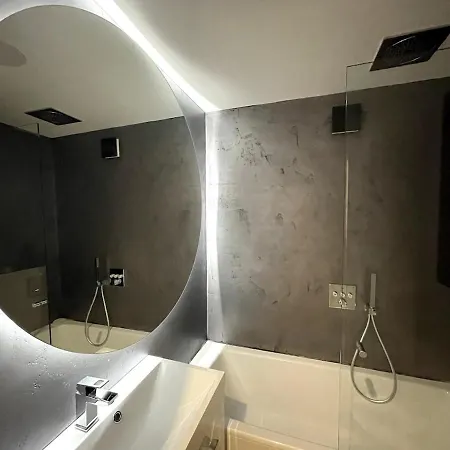 Super Superhost 5 Stars Apartmán *